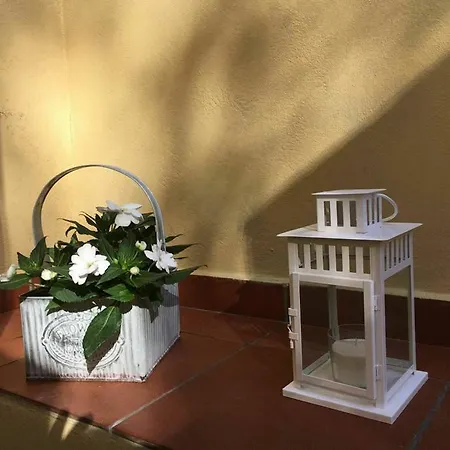 With One Bedroom In Estepona, With Pool Access And Furnished Apartment *